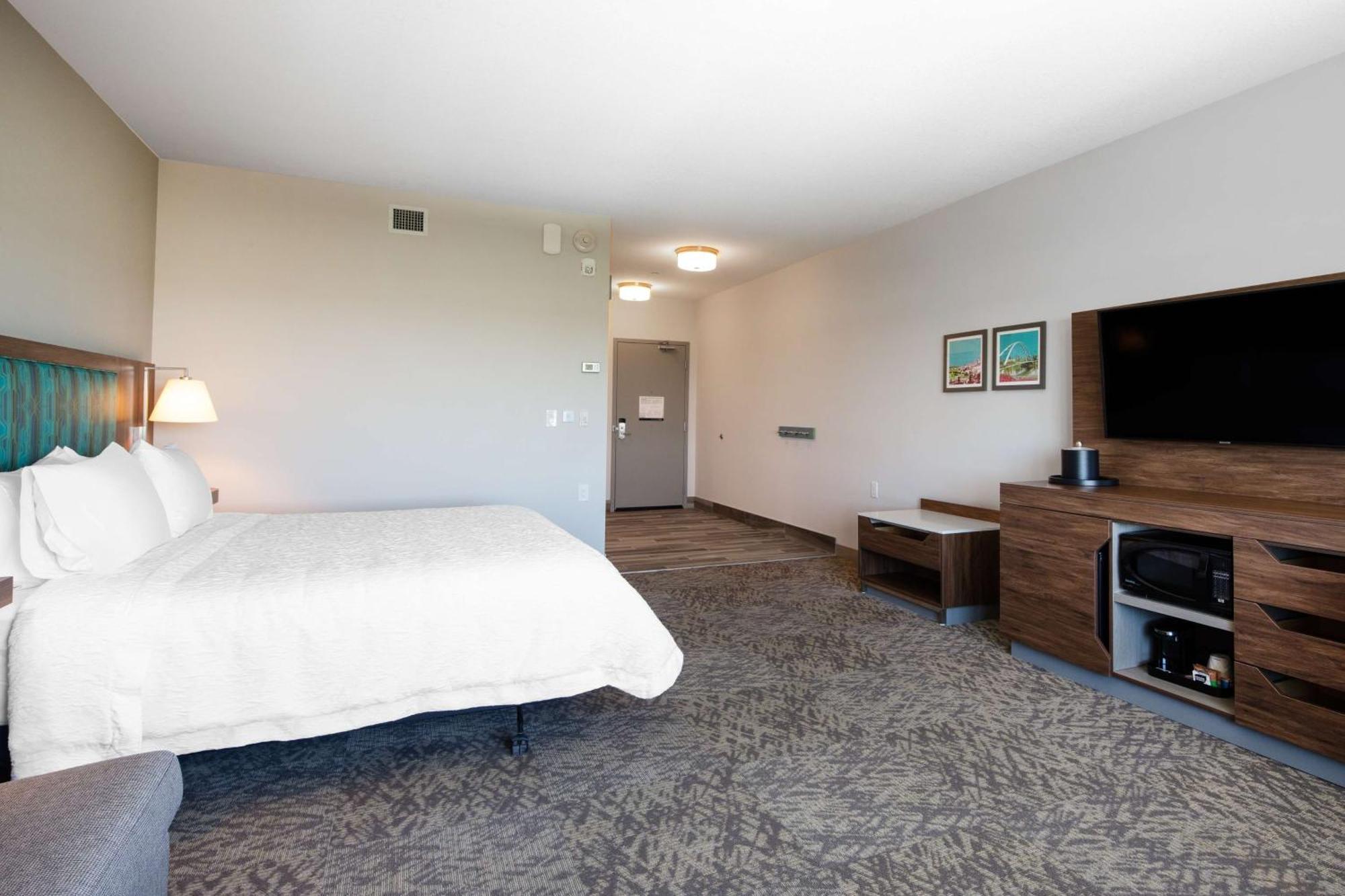 Hampton Inn & Suites Edmonton St. Albert, Ab Dış mekan fotoğraf